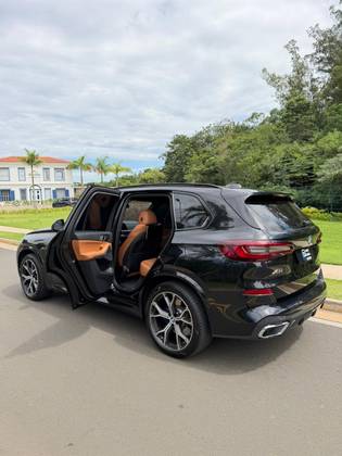 BMW X5 3.0 I6 TURBO HÍBRIDO XDRIVE45E M SPORT AUTOMÁTICO